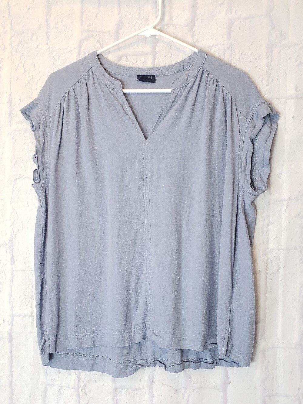 SPLENDID Cap-Sleeve Linen Blend Classic Top Blue Medium
